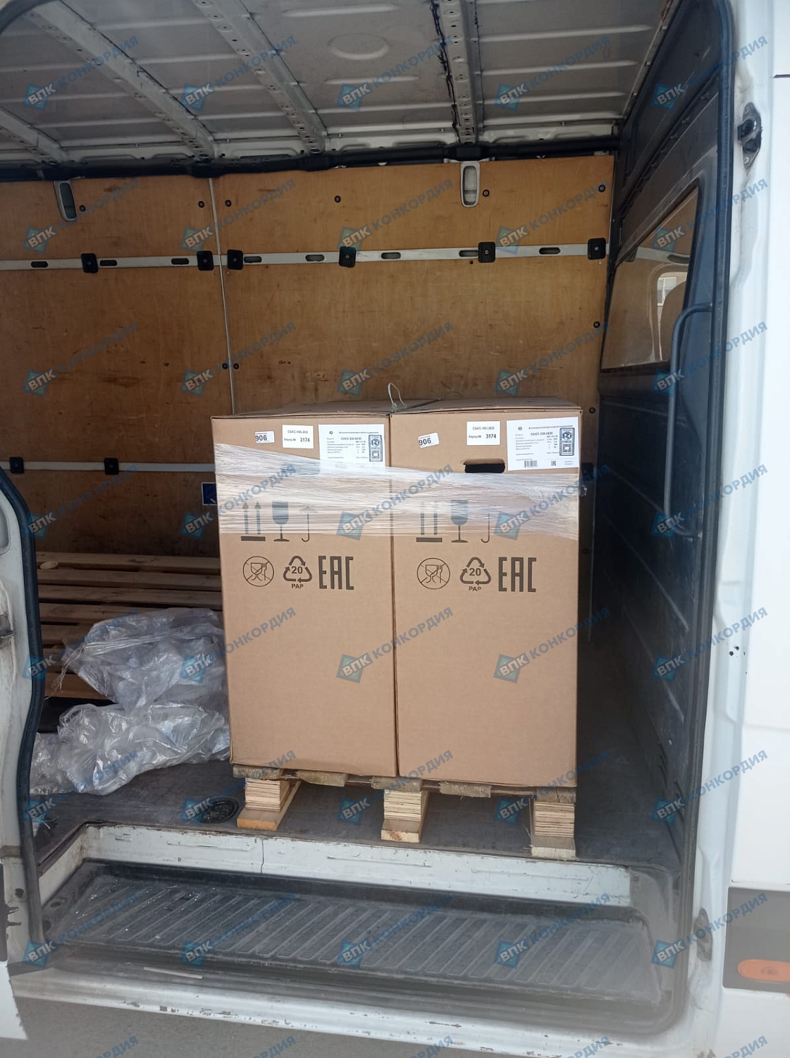 Отгрузка компрессоров Remeza СБ4/С-100.LB30A в г. Симферополь