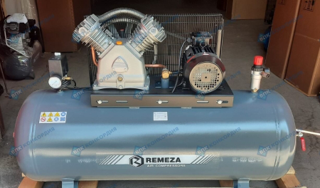 Поршневой компрессор Remeza СБ4/Ф-270.LB50 фото