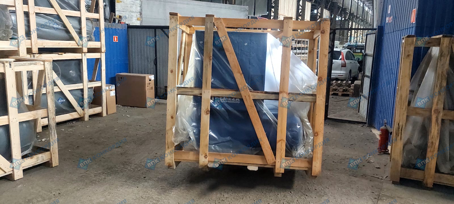 Отгрузка винтового компрессора Remeza ВК10Т-10-270 в г. Санкт-Петербург