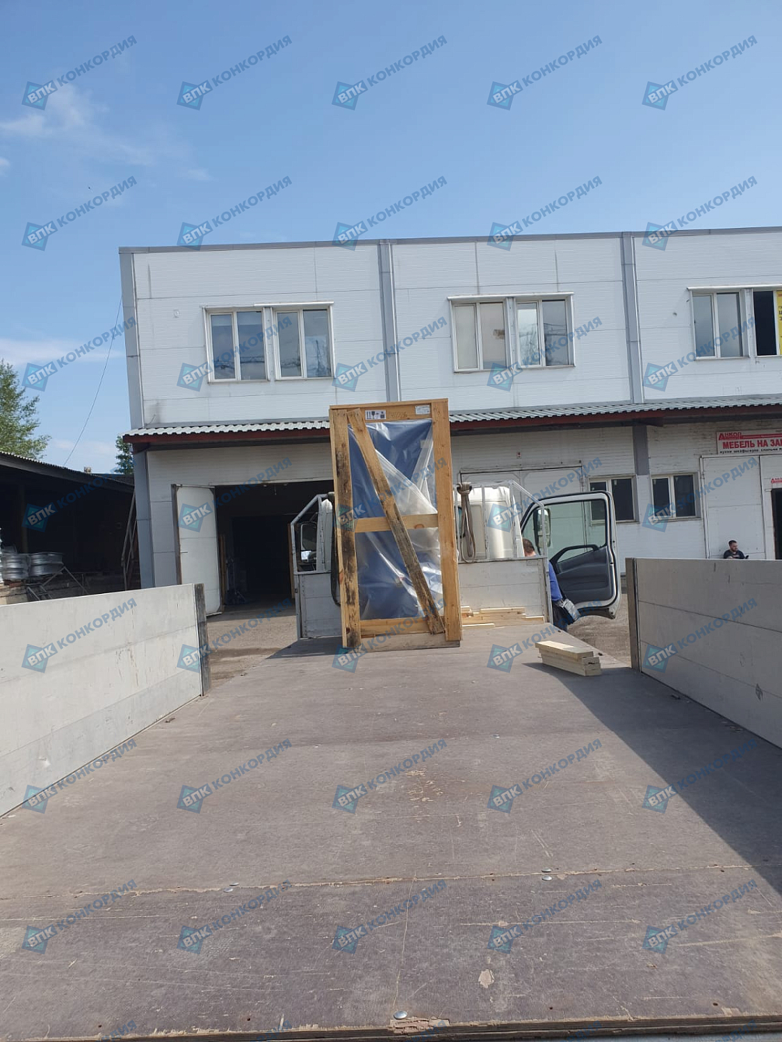 Отгрузка винтового компрессора ZAMMER SKTG7,5-10-270 в г. Красноярск